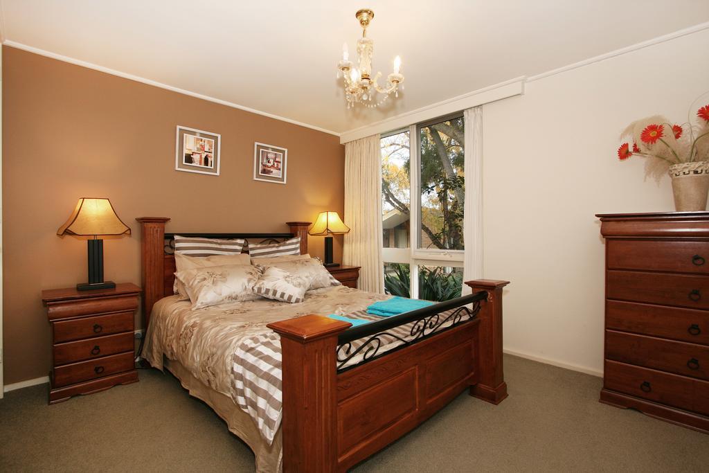Wattle Holiday Rental ملبورن الغرفة الصورة